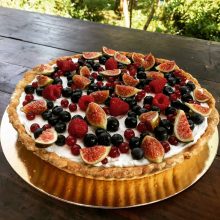 tort-cu-crema-de-vanilie-si-alte-fructe-2